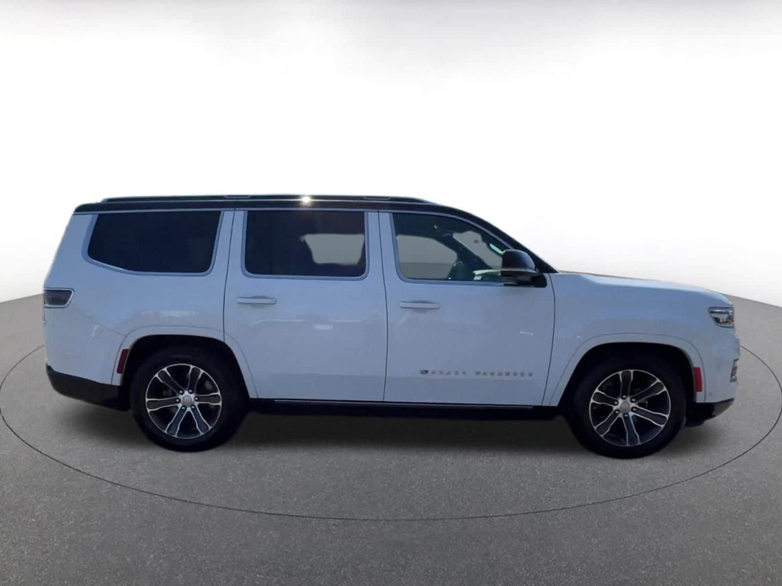 Thumbnail: 2023 Jeep Grand Wagoneer - 12