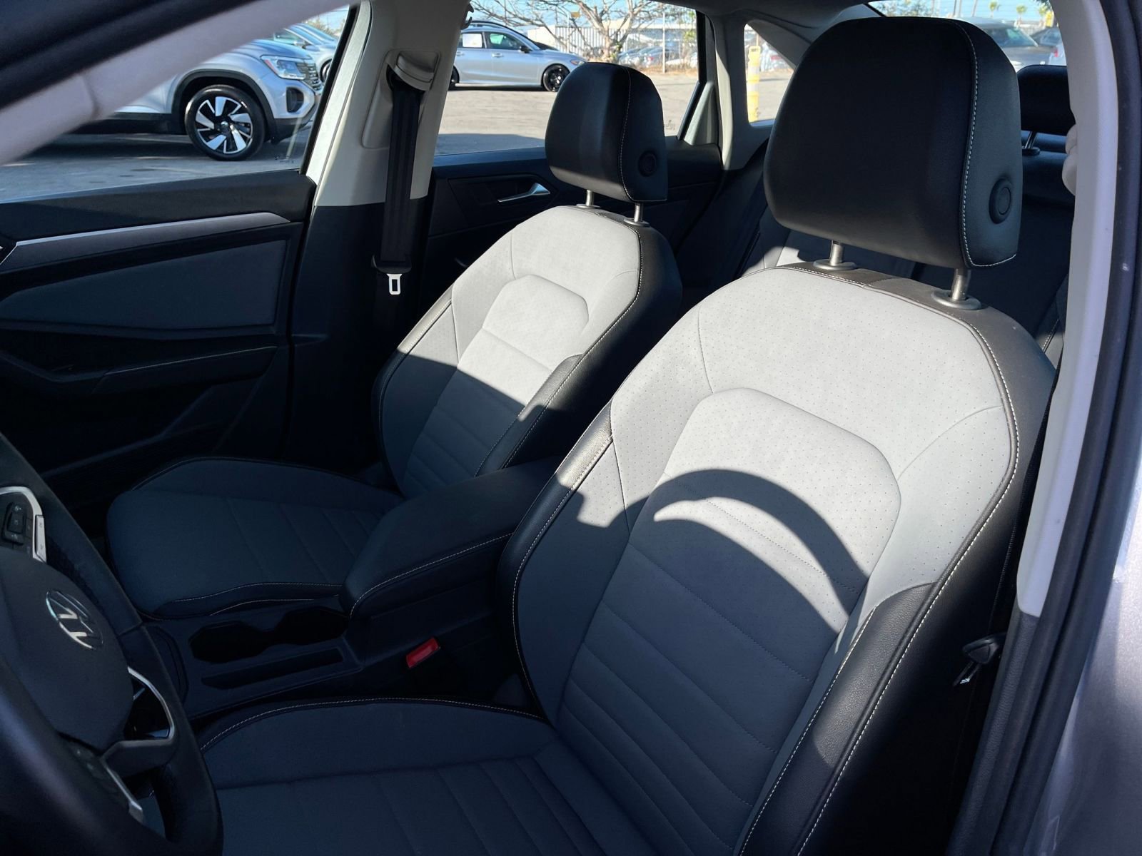 Thumbnail: 2025 Volkswagen Jetta - 27