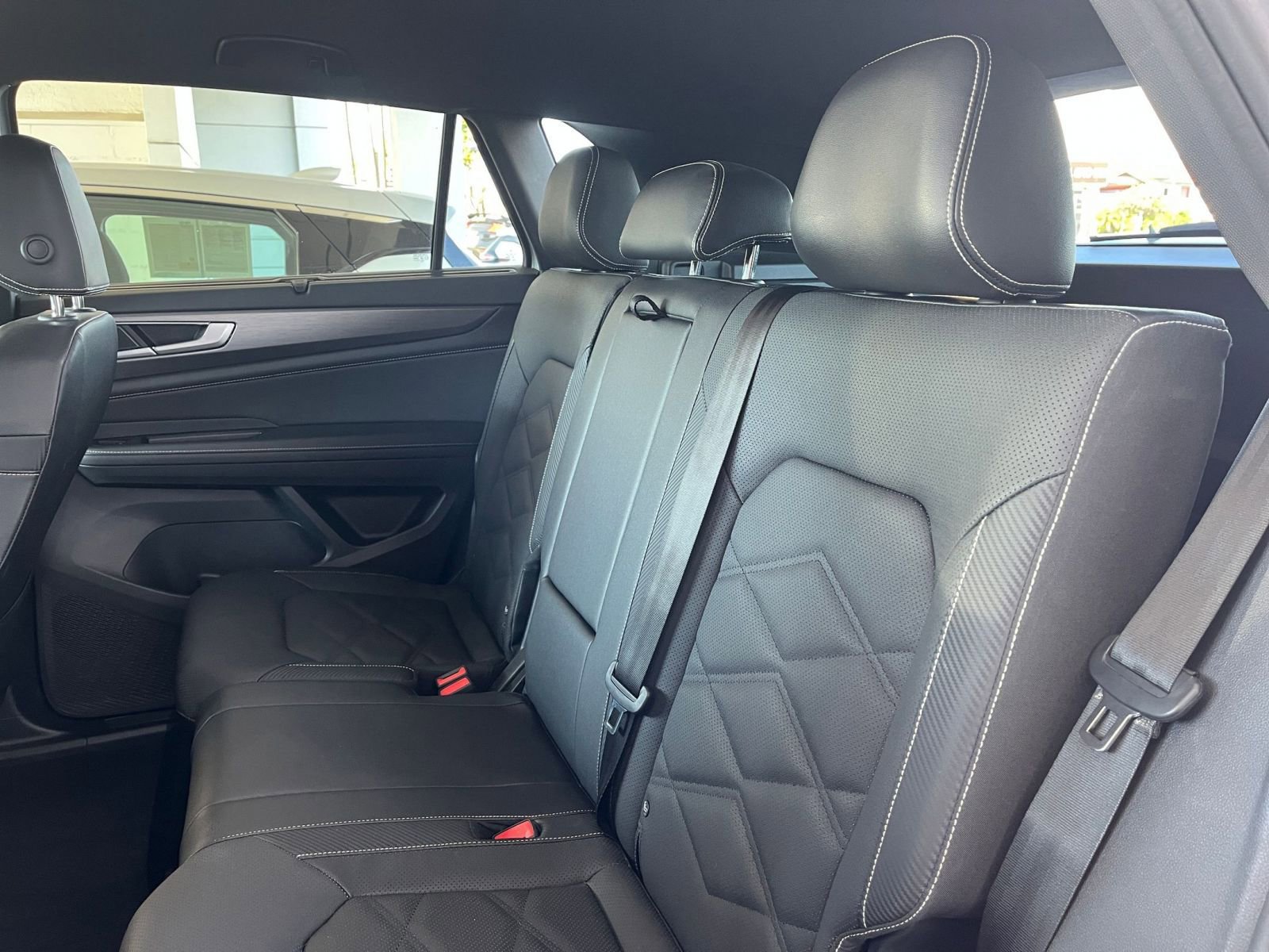 Thumbnail: 2025 Volkswagen Atlas - 25