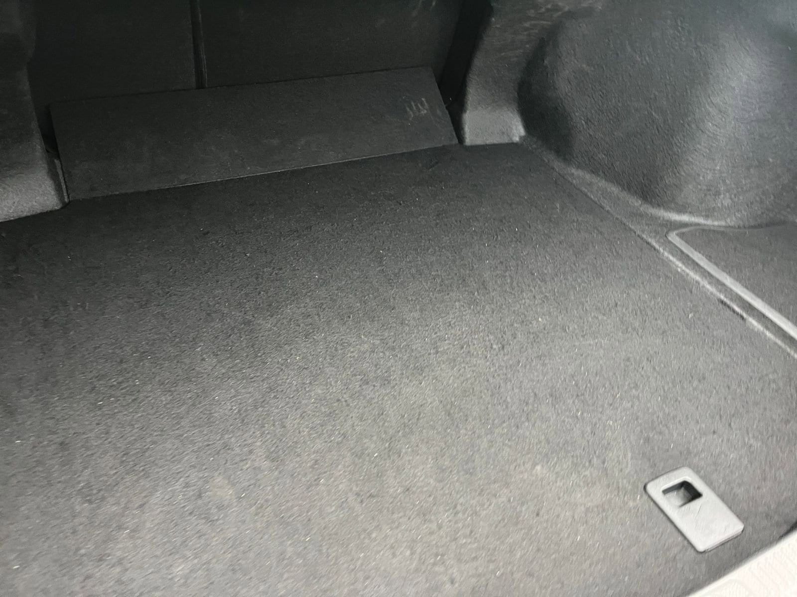 Thumbnail: 2025 Toyota Camry - 31