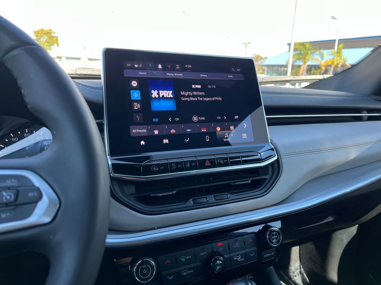 Thumbnail: 2025 Jeep Compass - 17