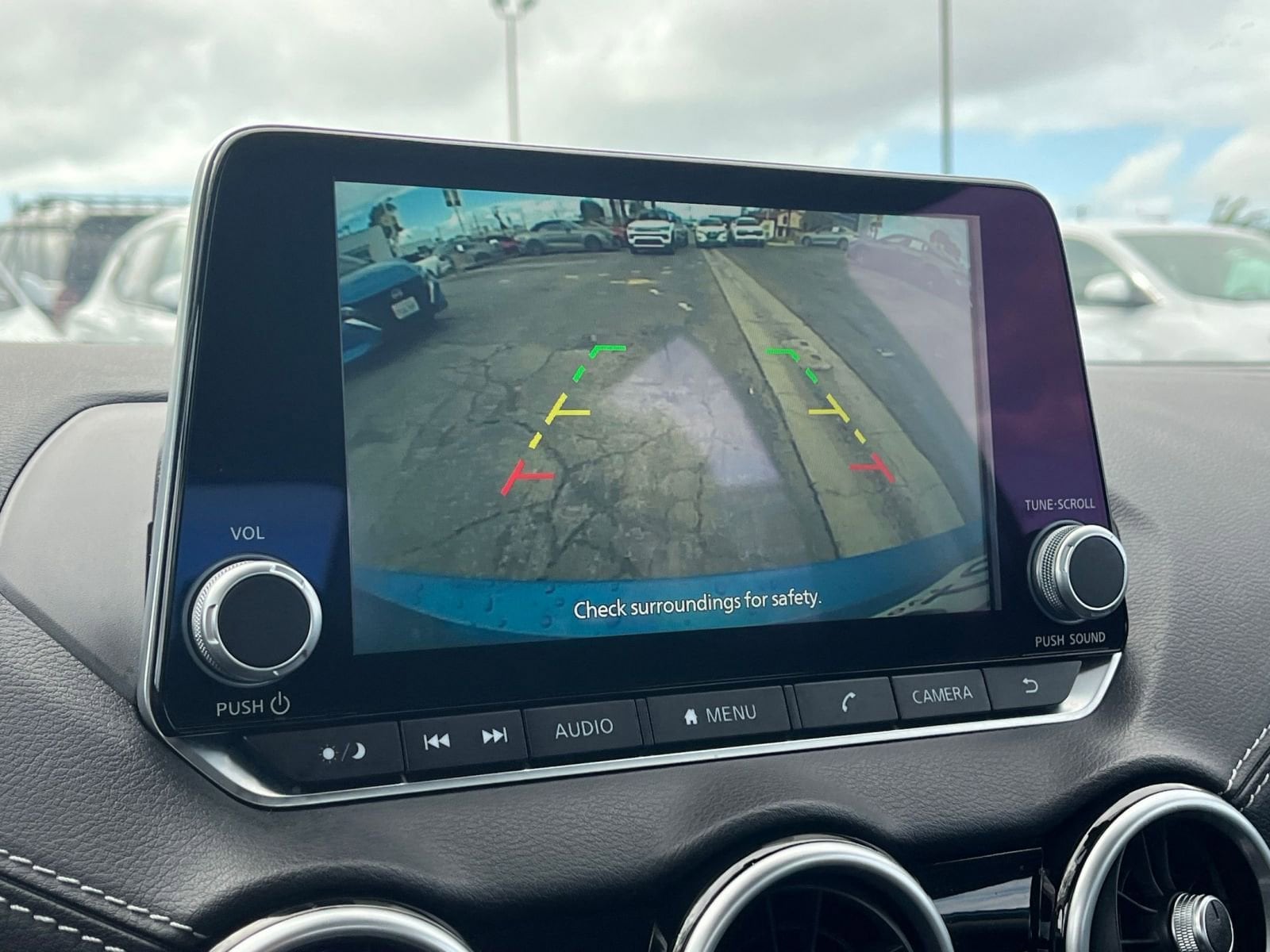 Thumbnail: 2025 Nissan Sentra - 24