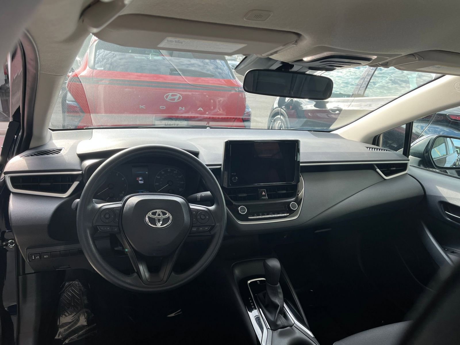 Thumbnail: 2025 Toyota Corolla - 33