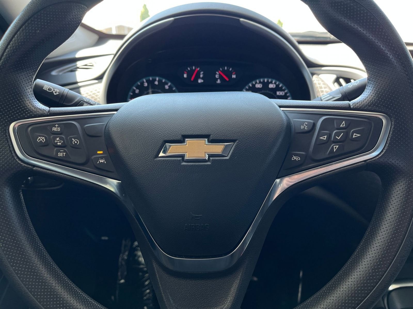 Thumbnail: 2023 Chevrolet Malibu - 23