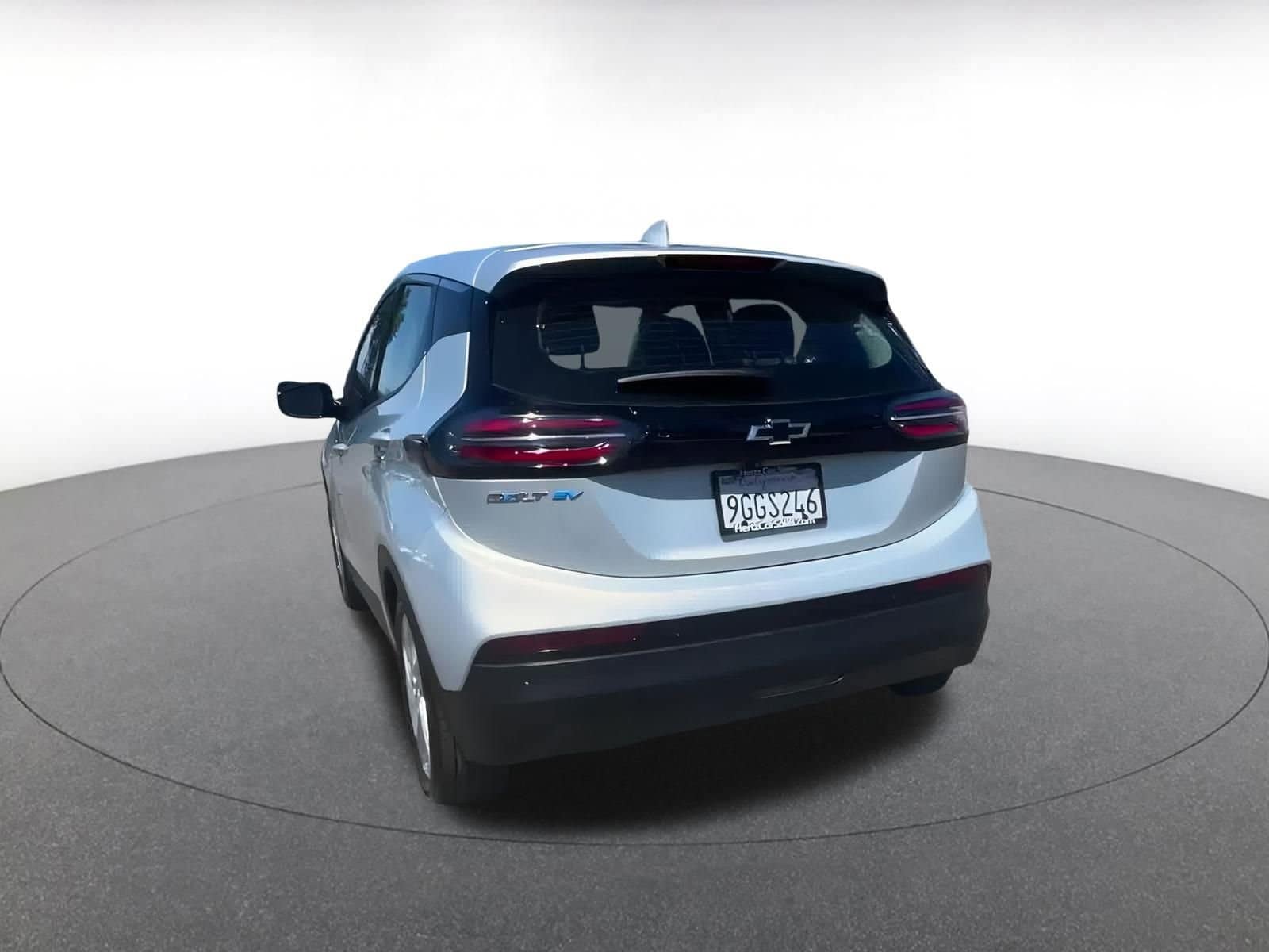 Thumbnail: 2023 Chevrolet Bolt EV - 9