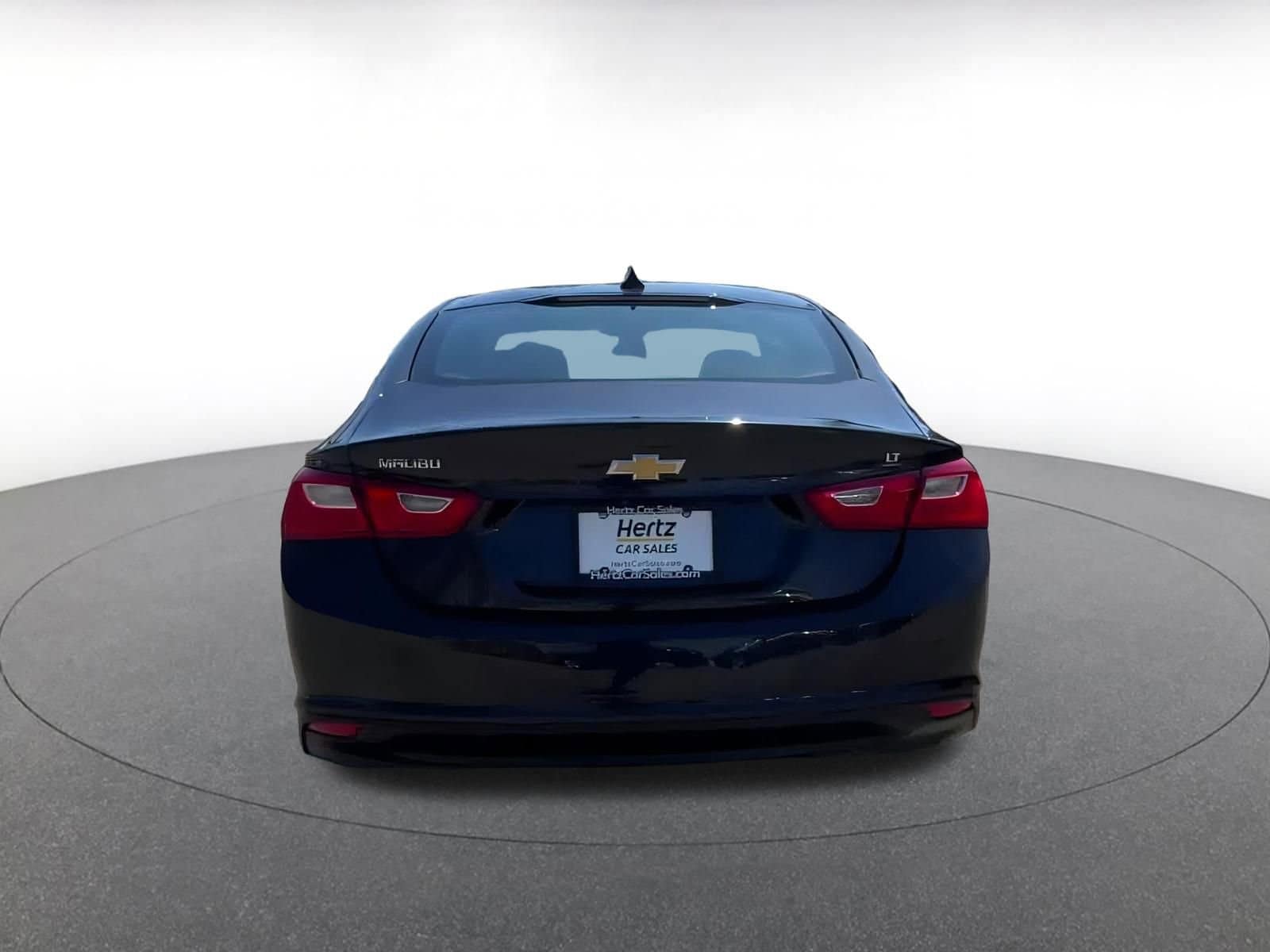 Thumbnail: 2023 Chevrolet Malibu - 12