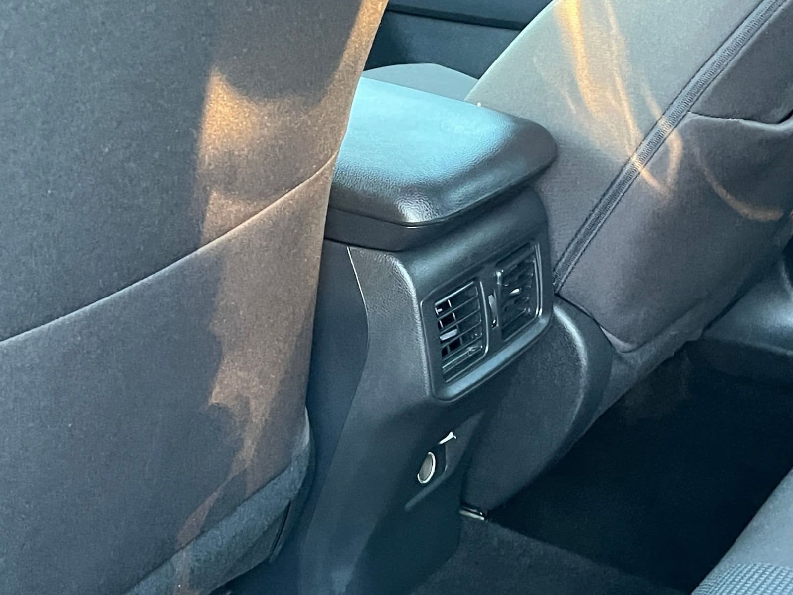 Thumbnail: 2025 Toyota RAV4 - 24