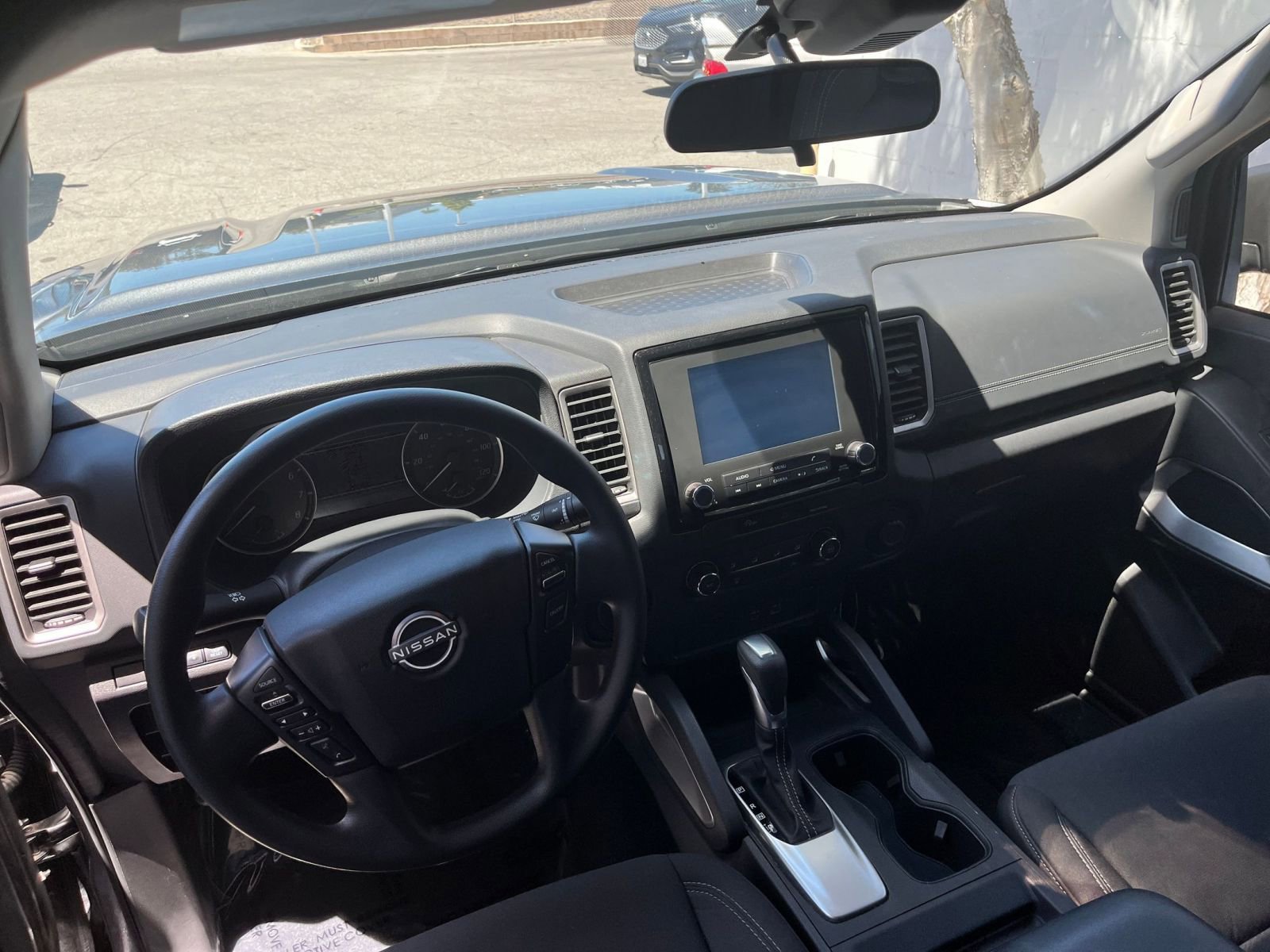 Thumbnail: 2024 Nissan Frontier - 33