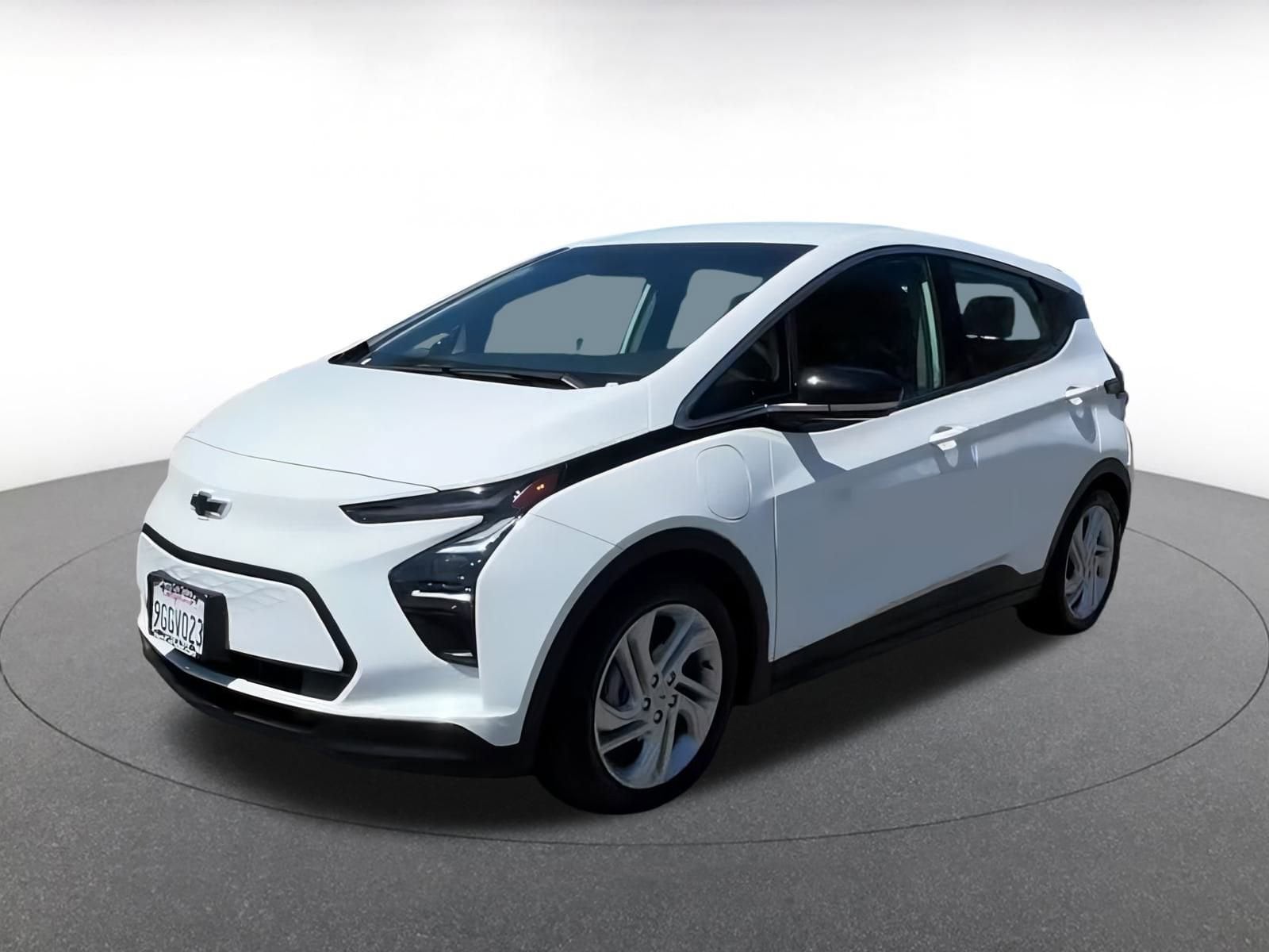 Thumbnail: 2023 Chevrolet Bolt EV - 5