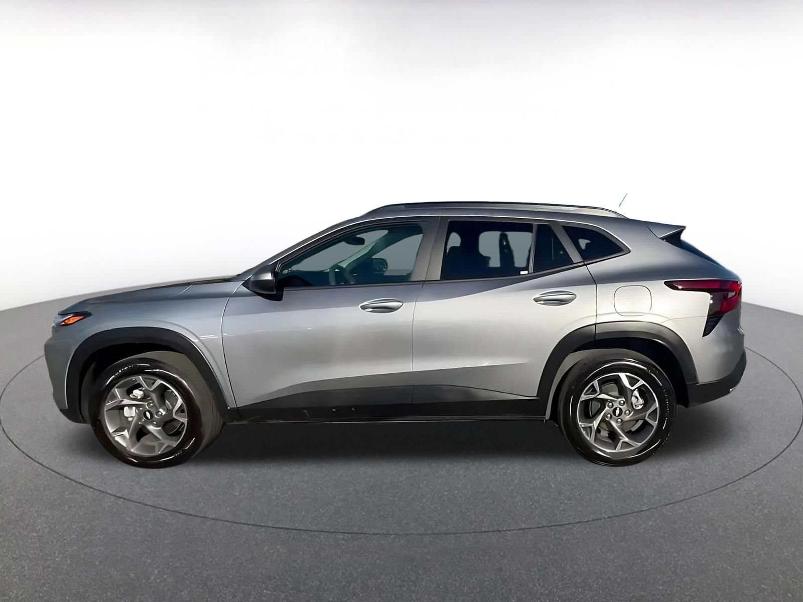 Thumbnail: 2025 Chevrolet Trax - 9