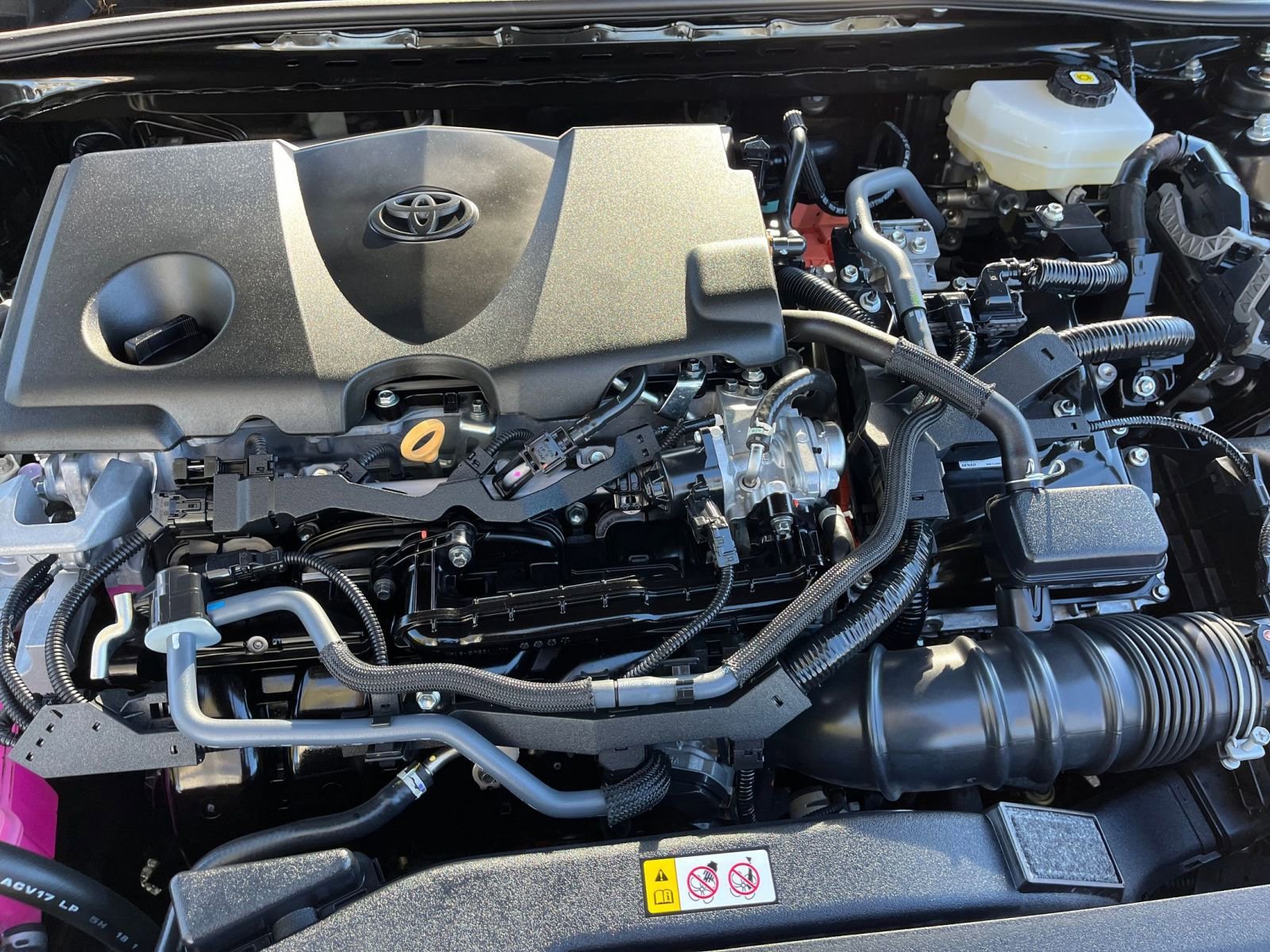 Thumbnail: 2025 Toyota Camry - 32