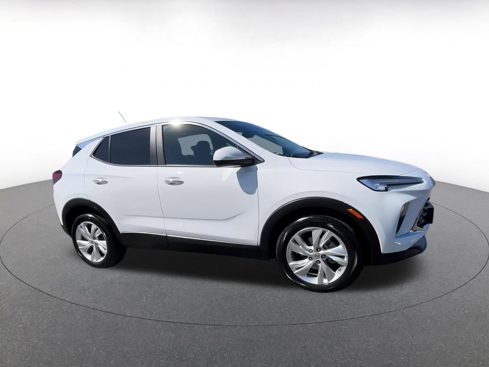 Thumbnail: 2025 Buick Encore GX - 2