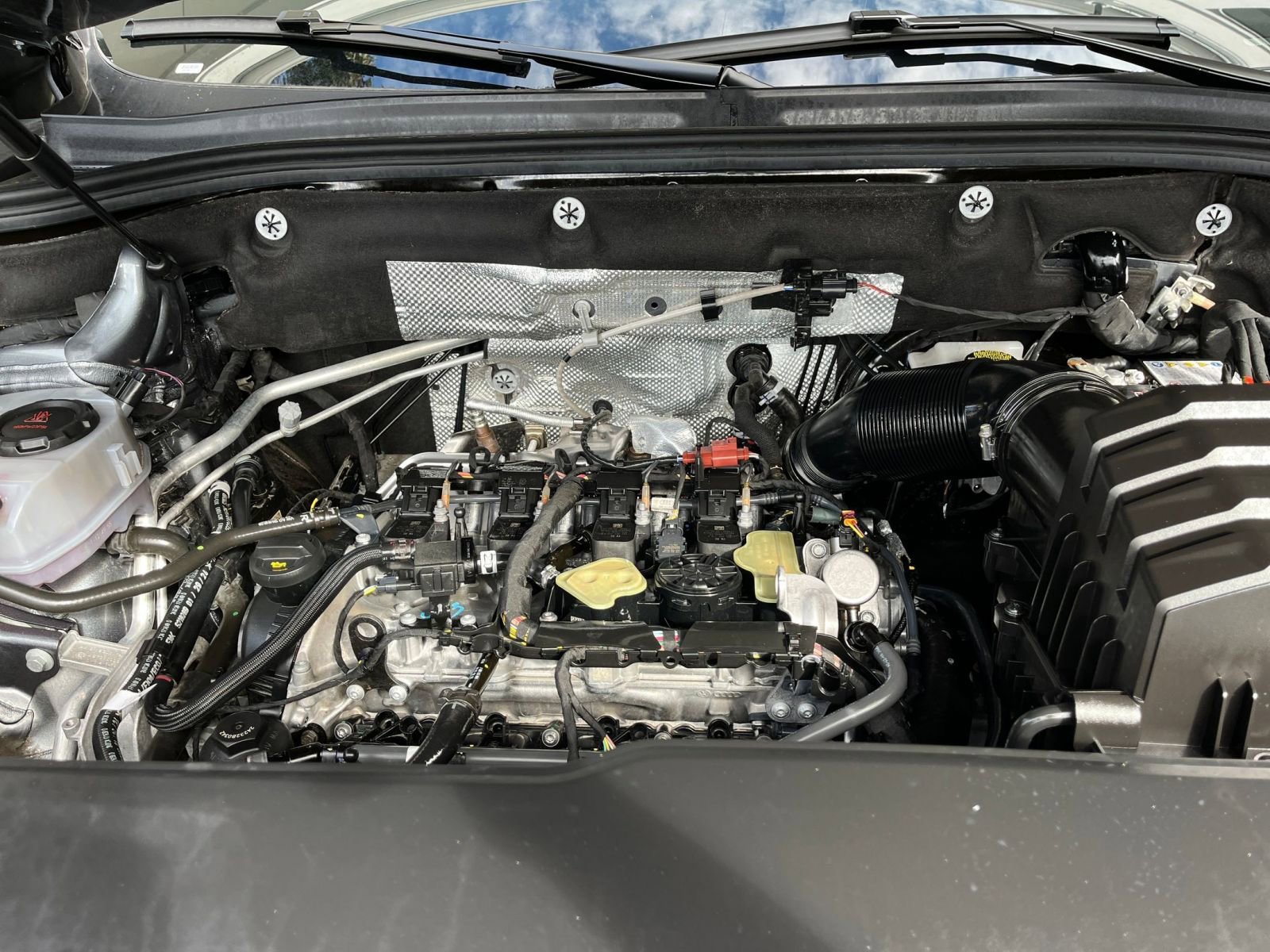 Thumbnail: 2025 Volkswagen Atlas - 32