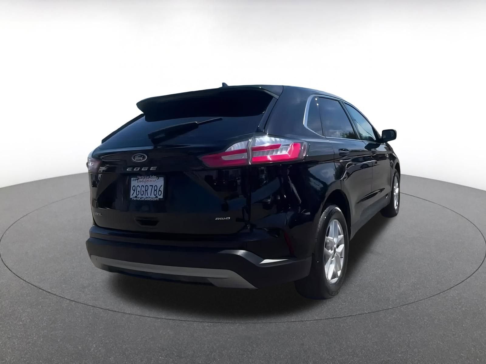 Thumbnail: 2023 Ford Edge - 12
