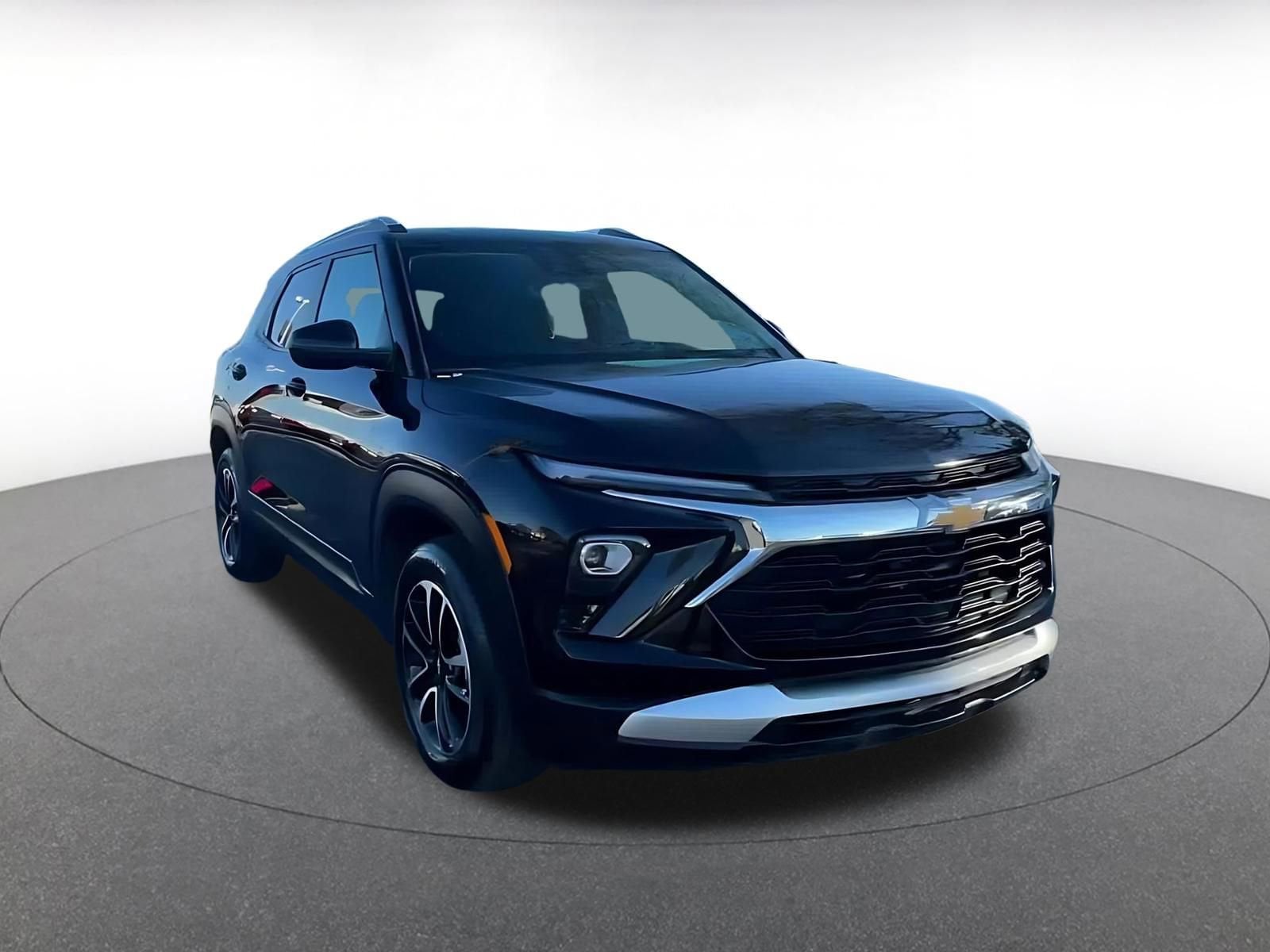Thumbnail: 2025 Chevrolet TrailBlazer - 3