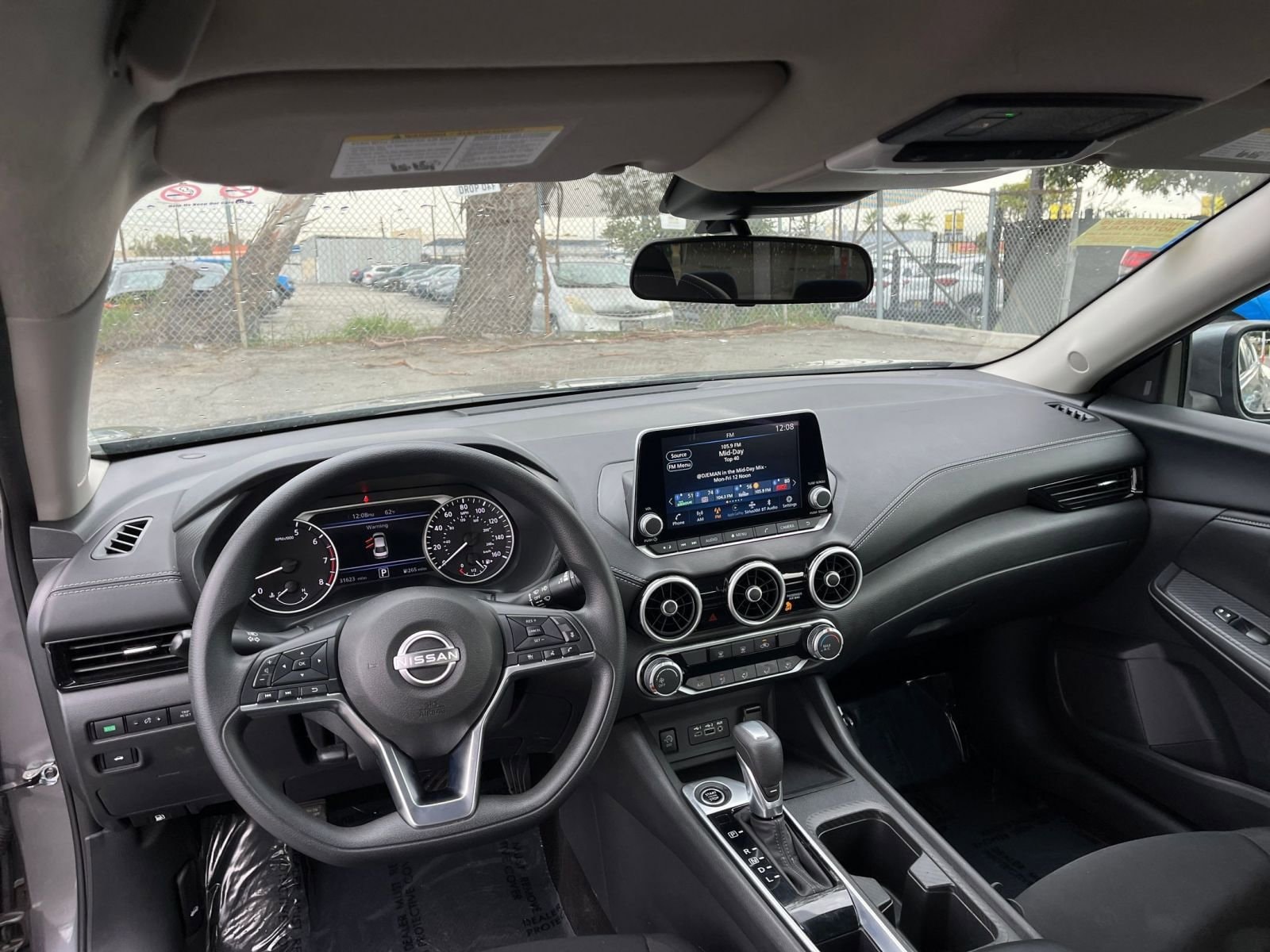 Thumbnail: 2025 Nissan Sentra - 33