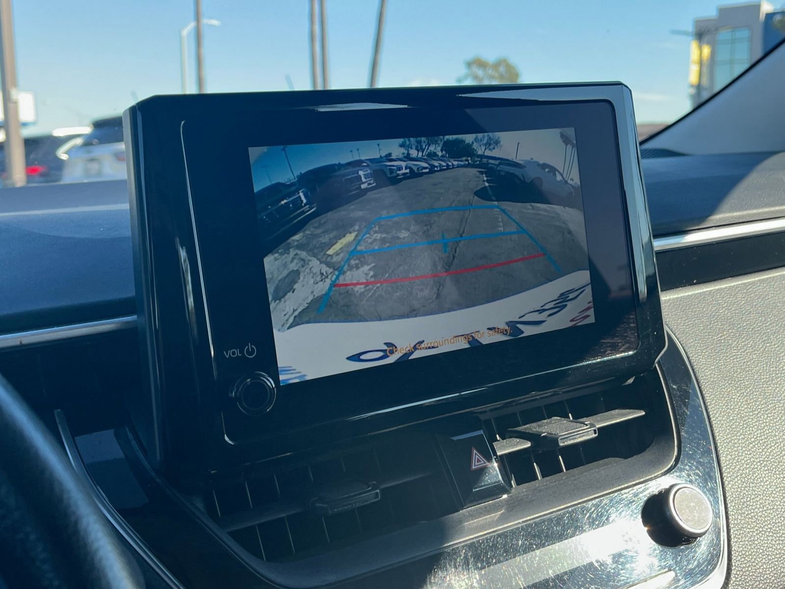 Thumbnail: 2023 Toyota Corolla - 25