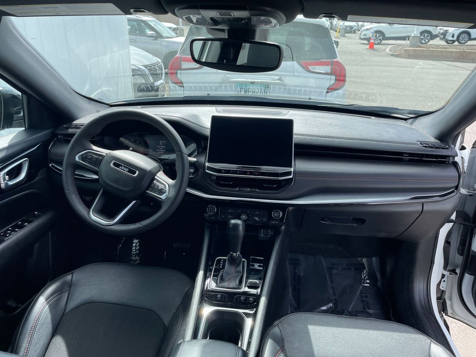 Thumbnail: 2023 Jeep Compass - 28