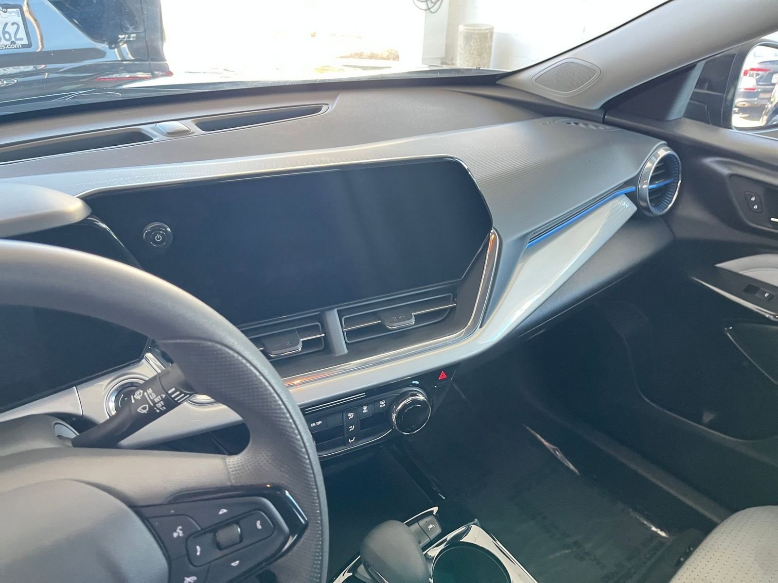 Thumbnail: 2025 Chevrolet Trax - 18