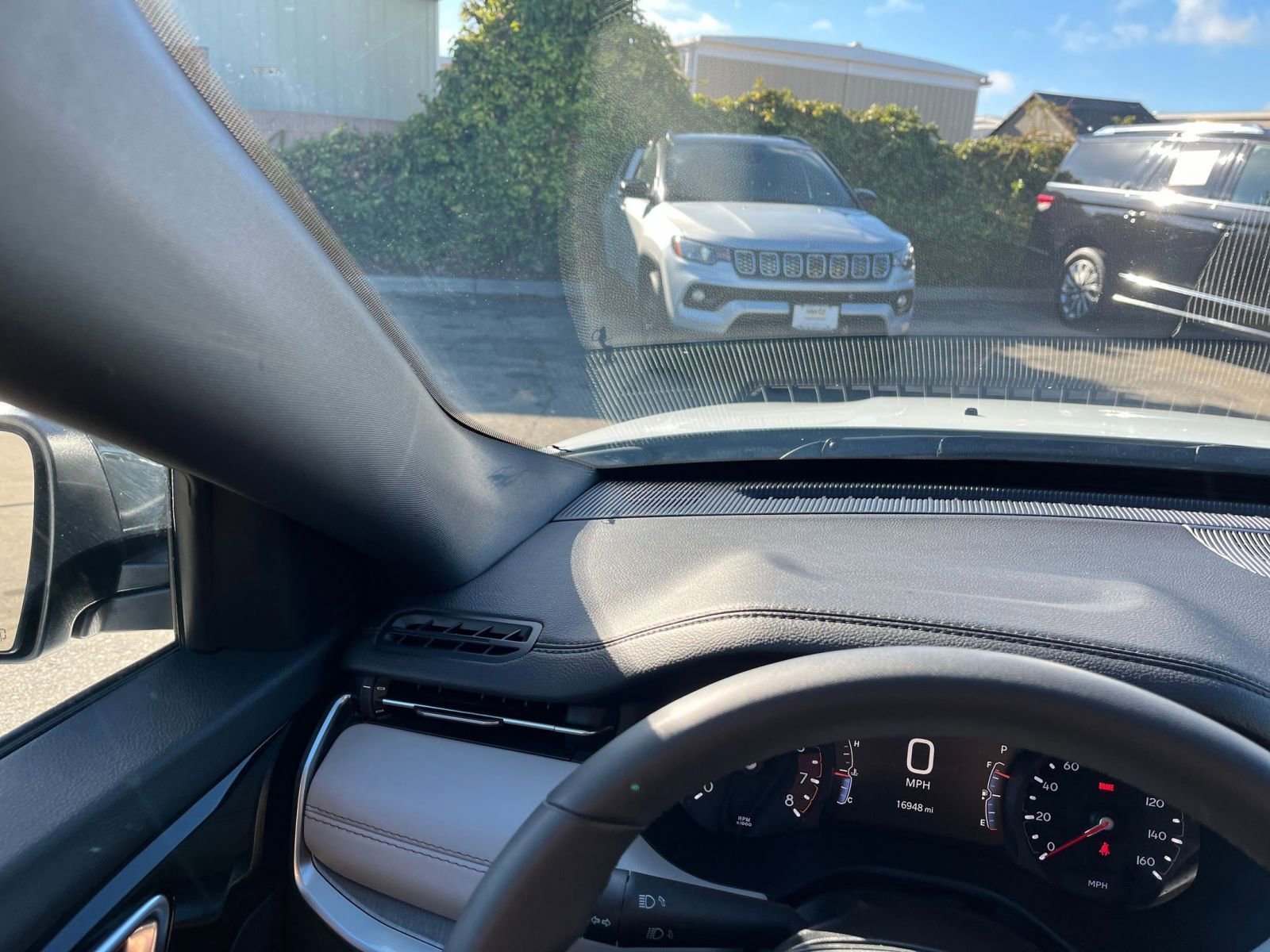 Thumbnail: 2025 Jeep Compass - 34