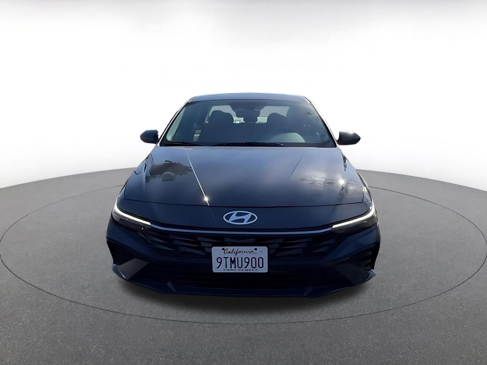 Thumbnail: 2025 Hyundai Elantra - 4