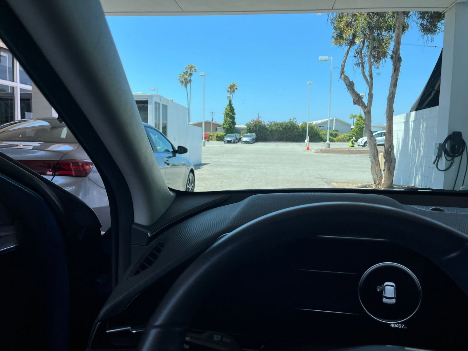 Thumbnail: 2023 Kia Niro - 33