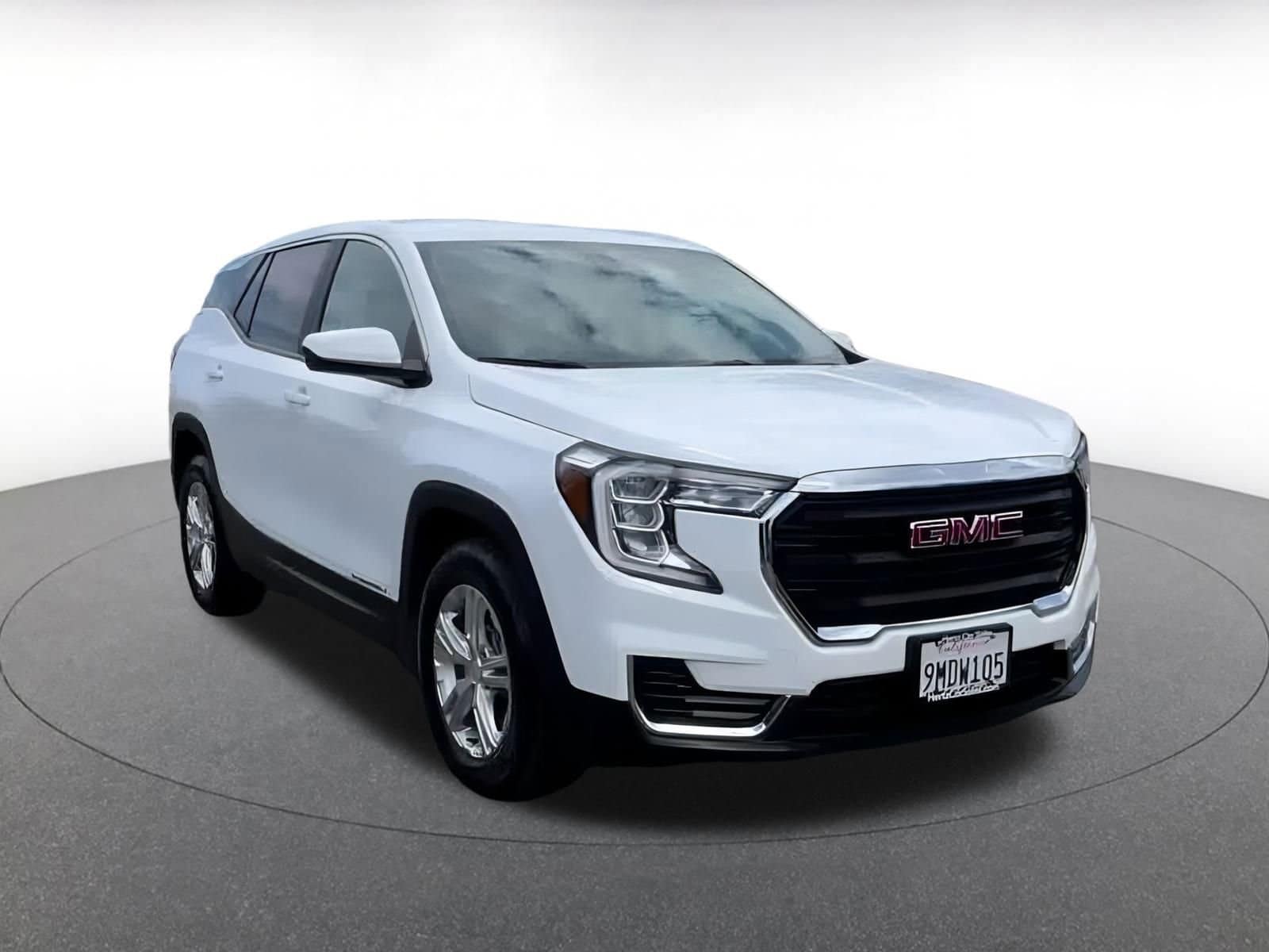 Thumbnail: 2024 GMC Terrain - 3