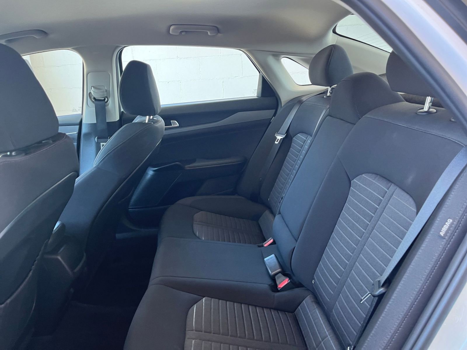 Thumbnail: 2025 Kia K5 - 27