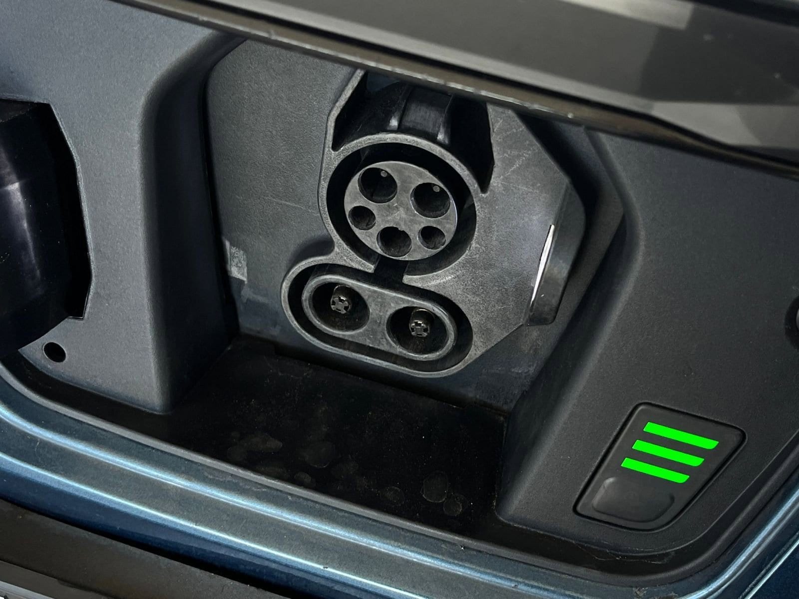 Thumbnail: 2023 Kia Niro - 19