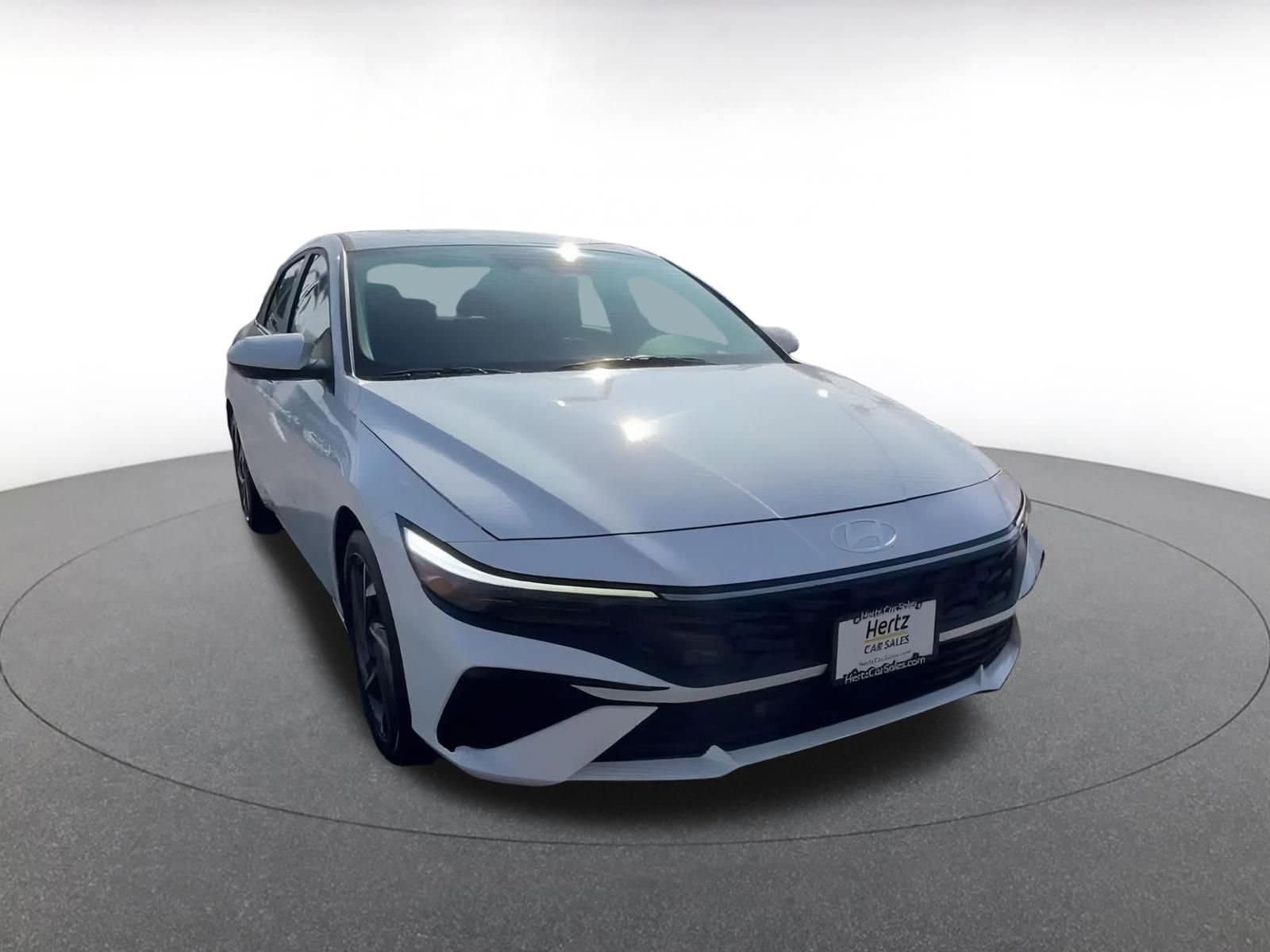 Thumbnail: 2025 Hyundai Elantra - 3