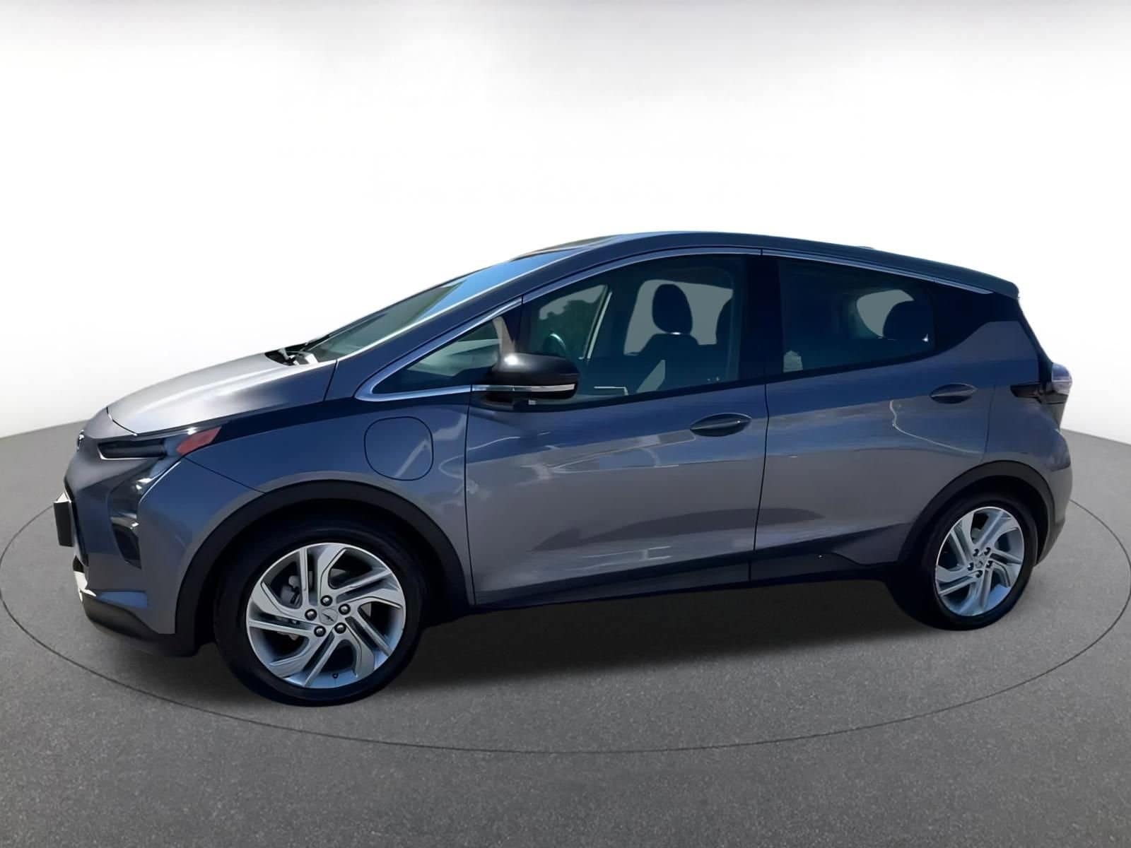 Thumbnail: 2023 Chevrolet Bolt EV - 6