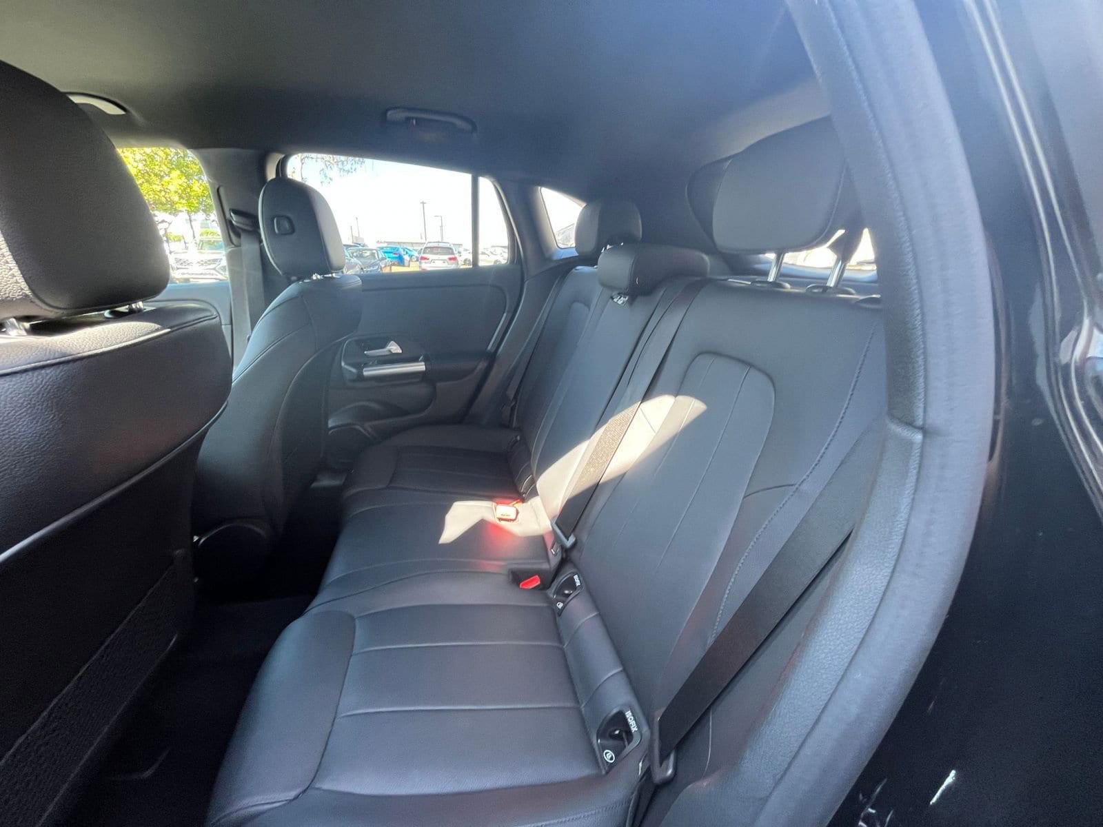 Thumbnail: 2025 Mercedes-Benz GLA - 25