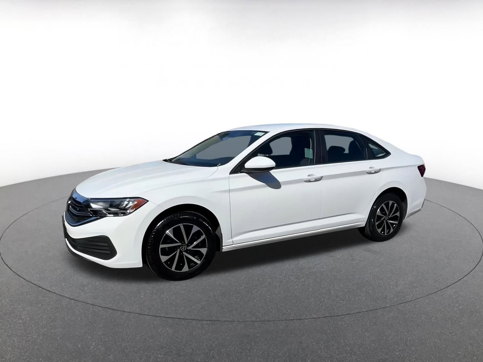 Thumbnail: 2024 Volkswagen Jetta - 6