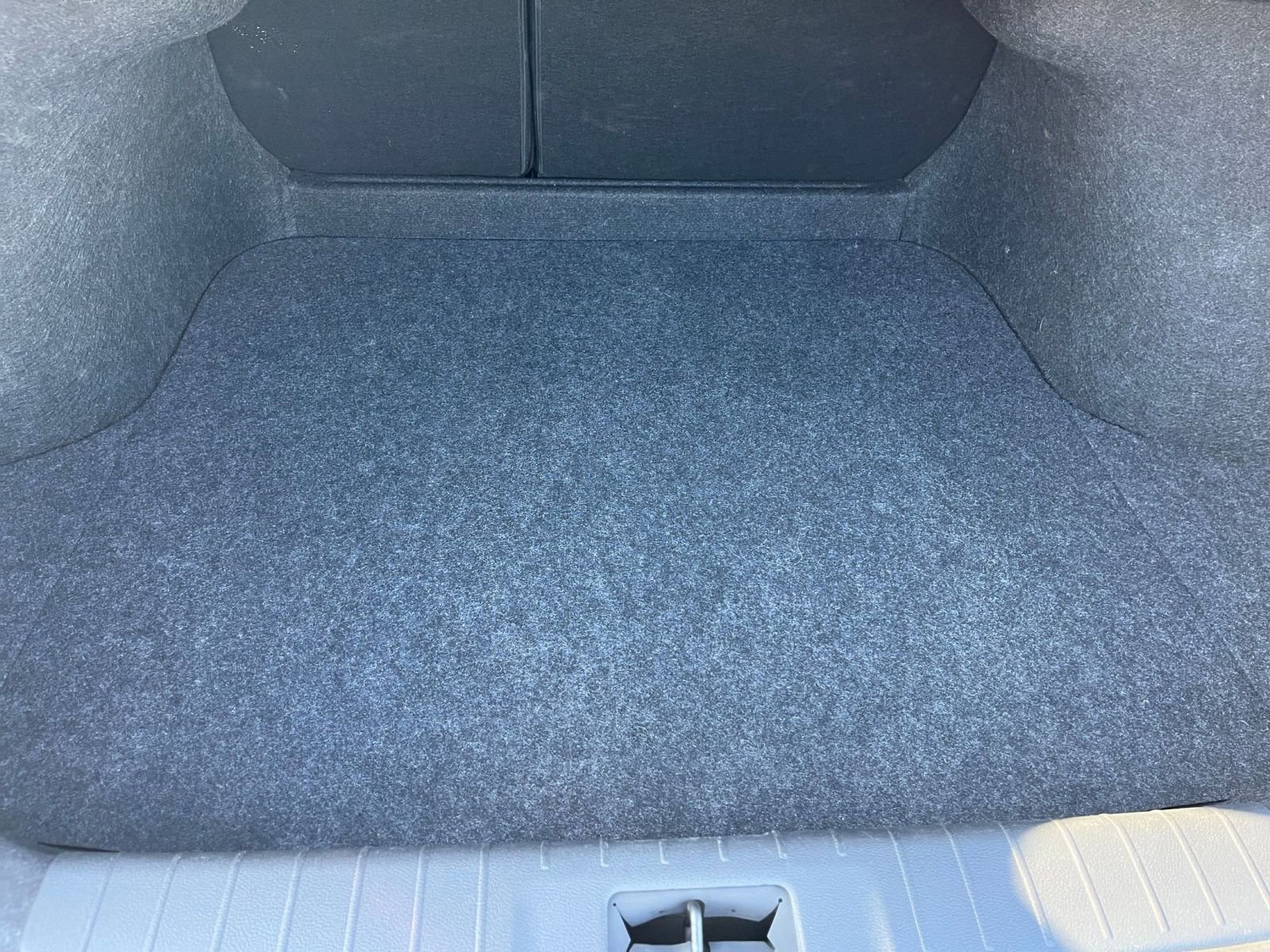 Thumbnail: 2025 Nissan Sentra - 31