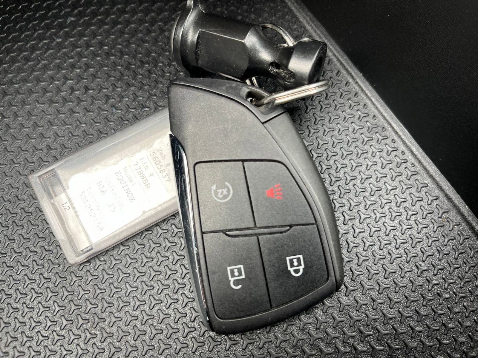 Thumbnail: 2025 Chevrolet Equinox - 21