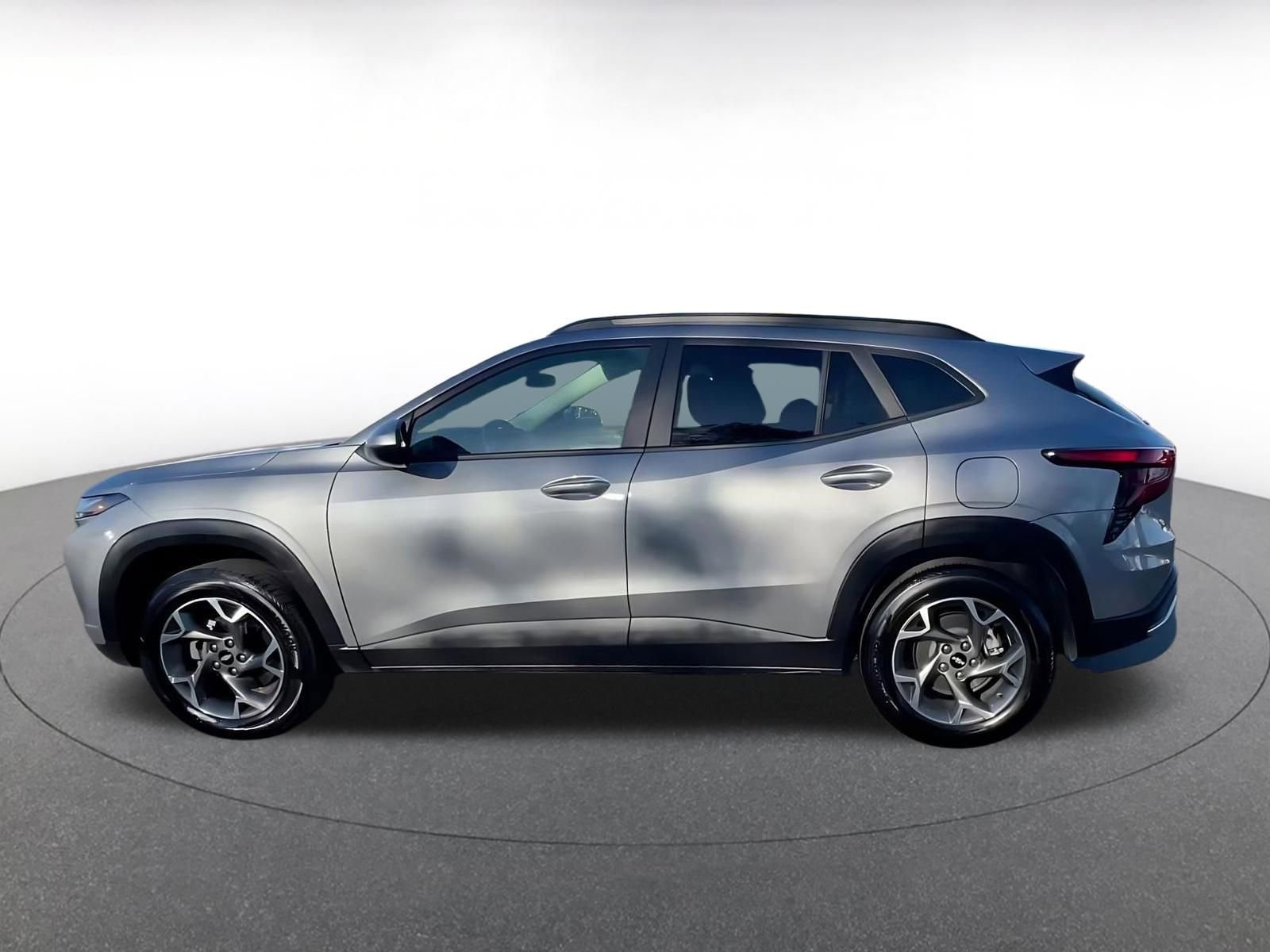 Thumbnail: 2025 Chevrolet Trax - 9