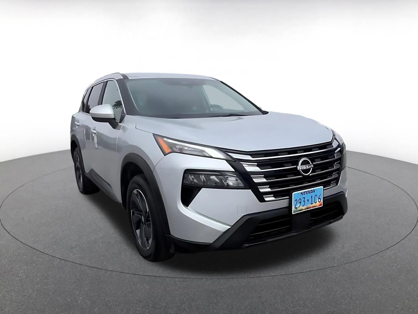 Thumbnail: 2025 Nissan Rogue - 3