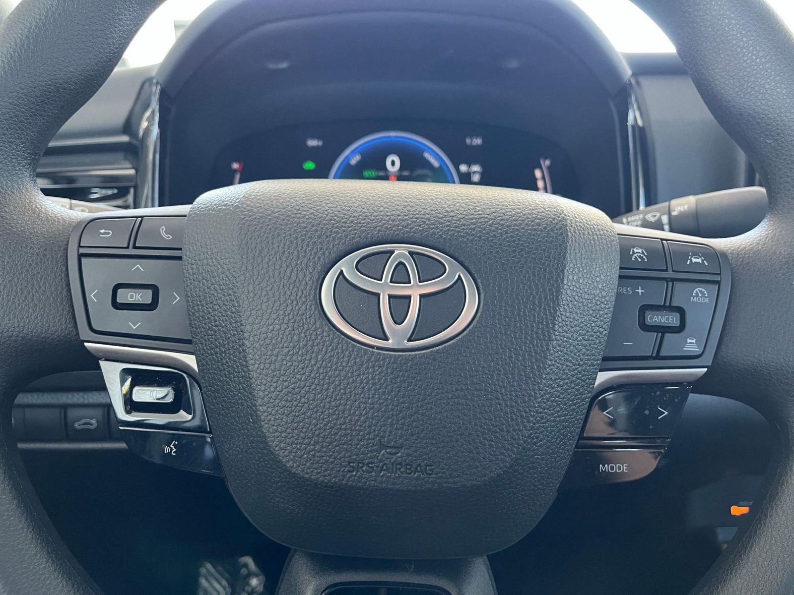 Thumbnail: 2025 Toyota Camry - 28