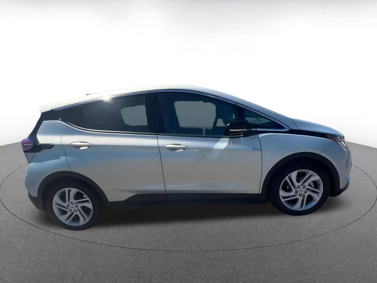 Thumbnail: 2023 Chevrolet Bolt EV - 13
