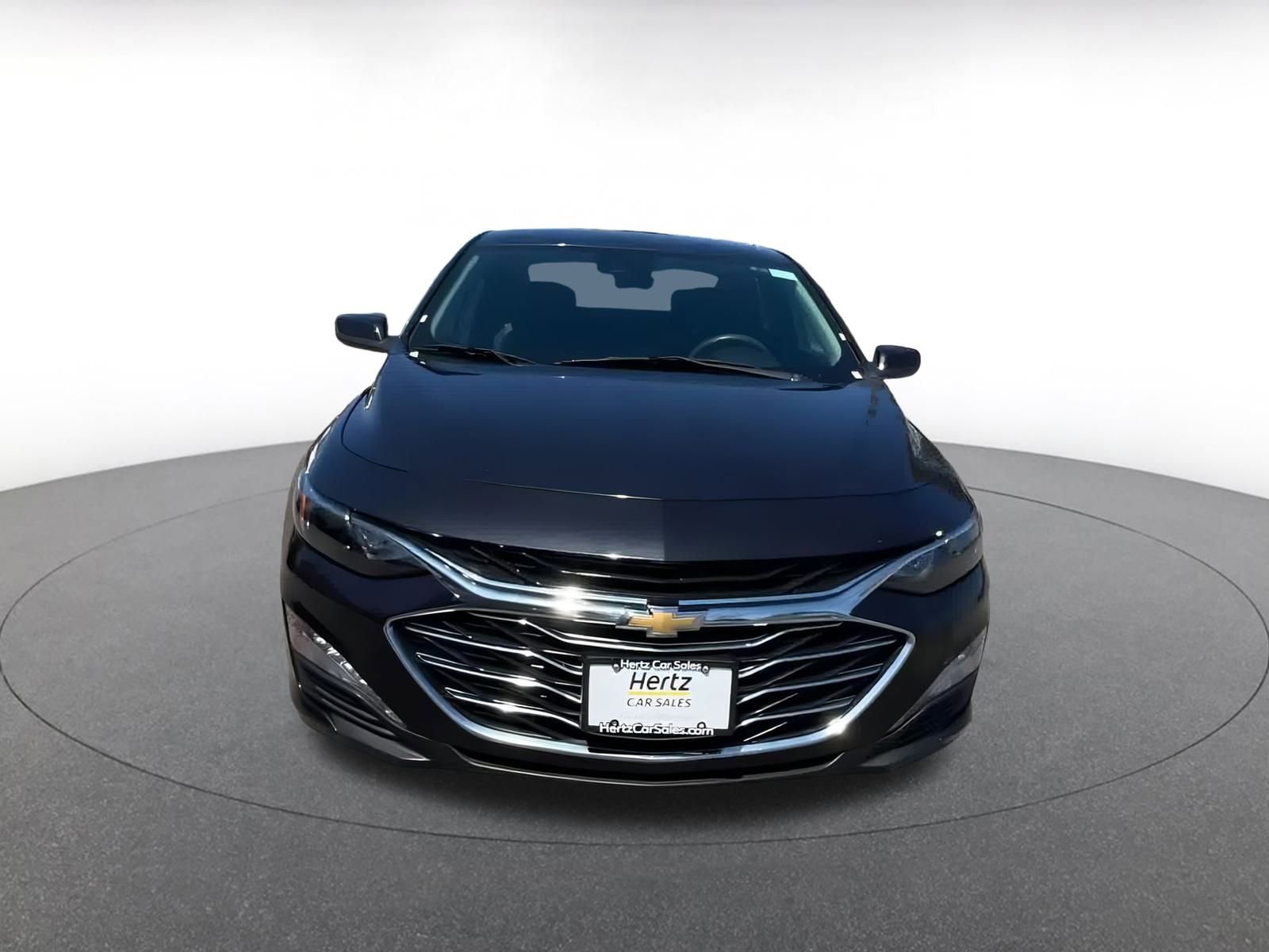 Thumbnail: 2023 Chevrolet Malibu - 4
