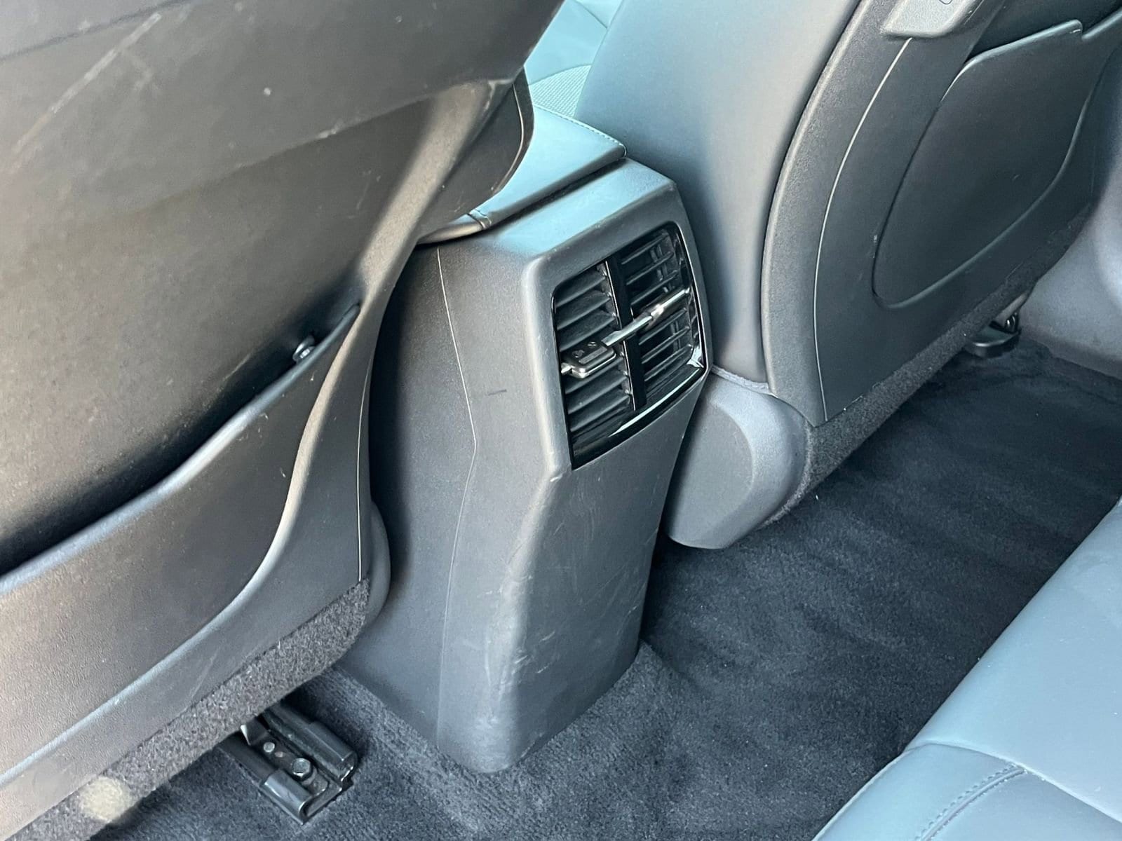 Thumbnail: 2023 Kia Niro - 24