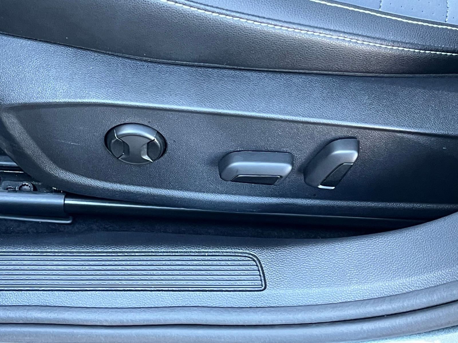 Thumbnail: 2025 Volkswagen Jetta - 23