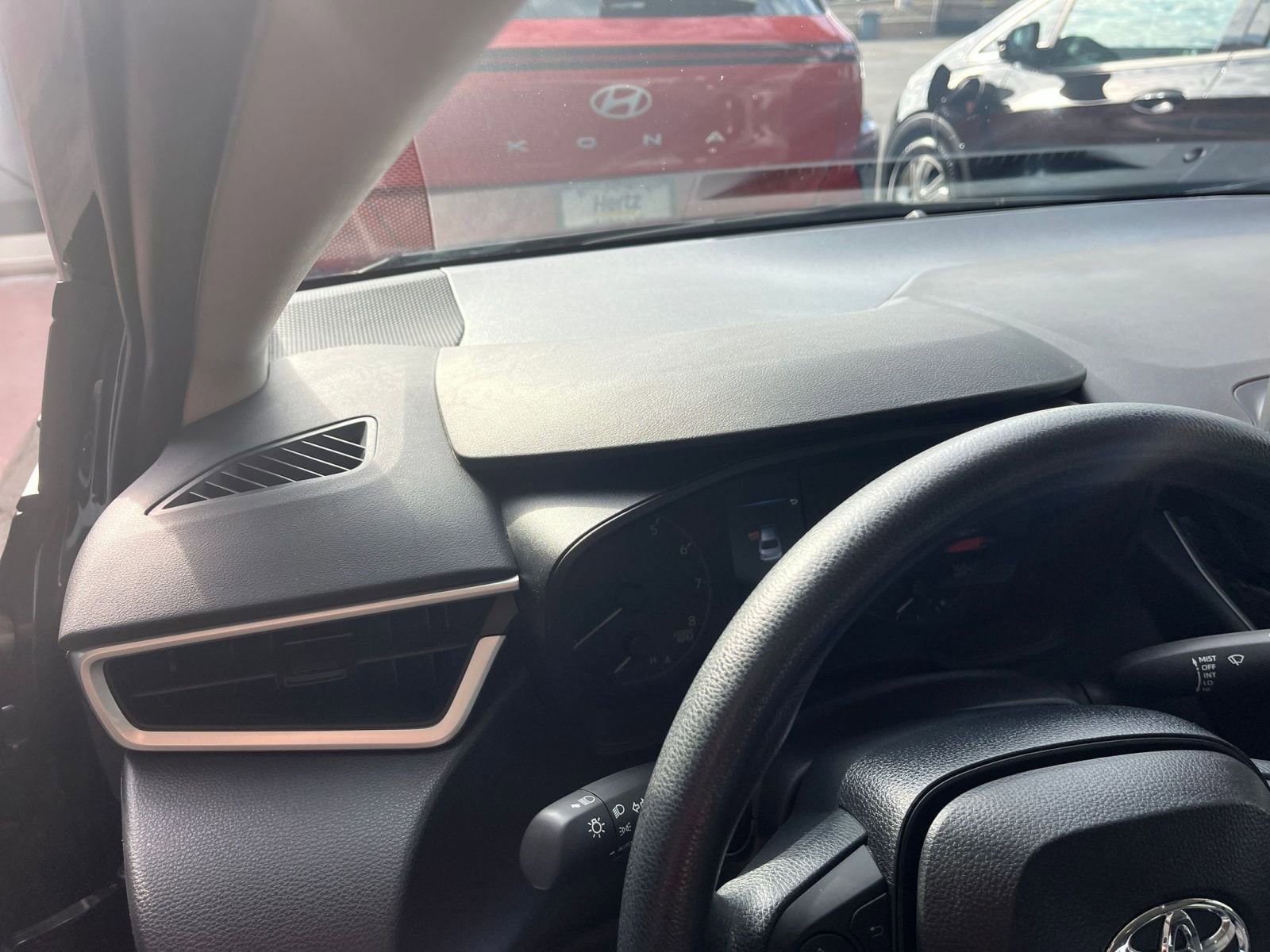 Thumbnail: 2025 Toyota Corolla - 34