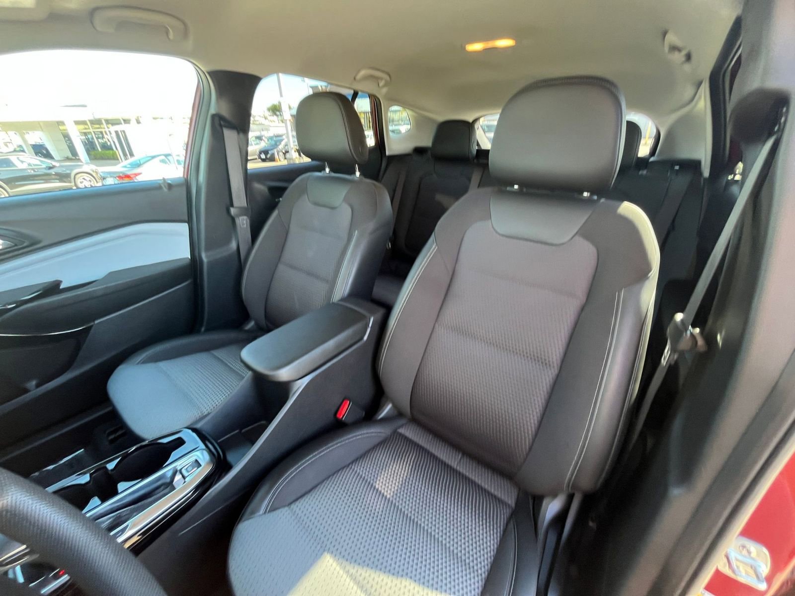 Thumbnail: 2025 Chevrolet Trax - 28