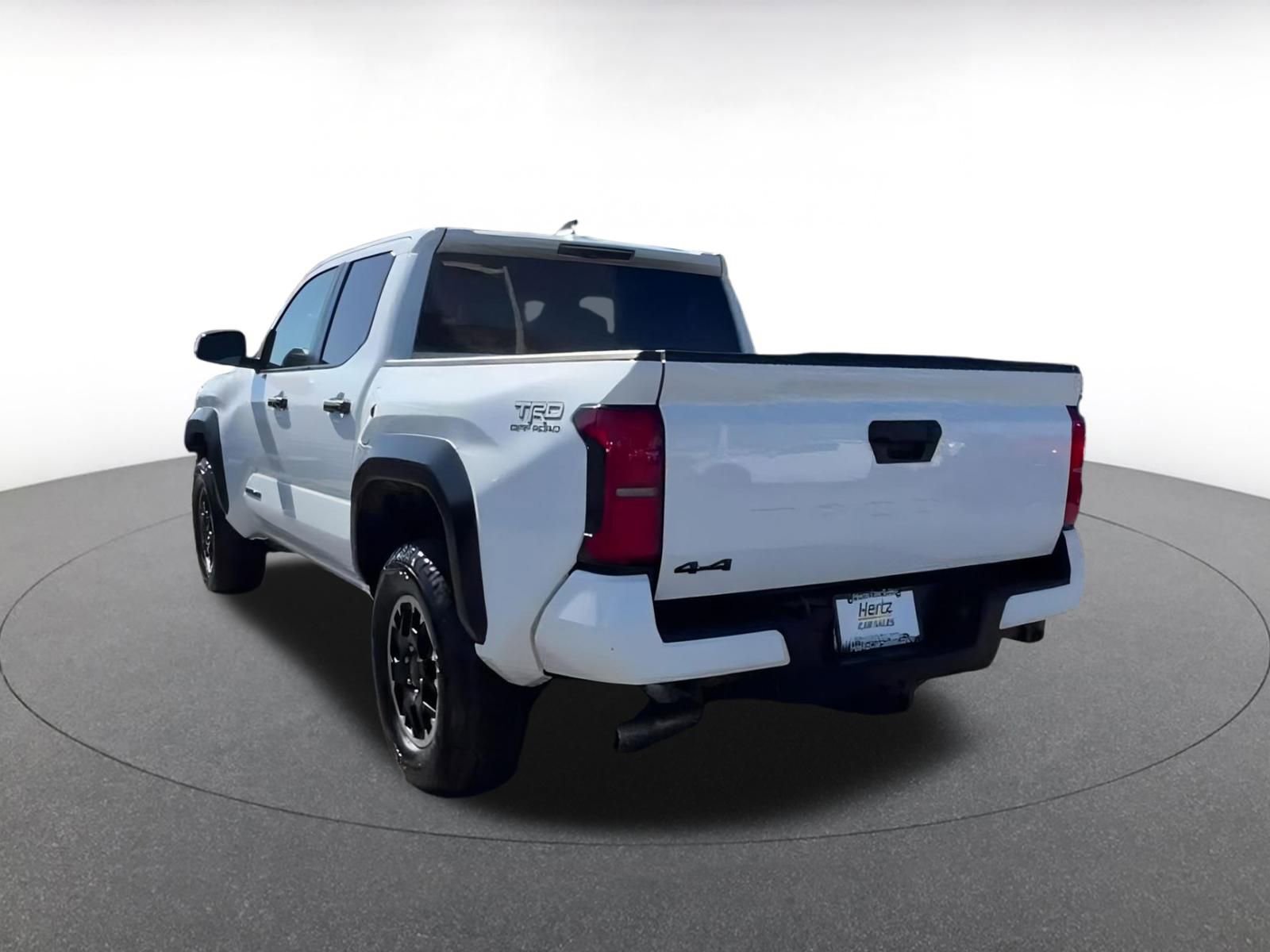 Thumbnail: 2025 Toyota Tacoma - 10