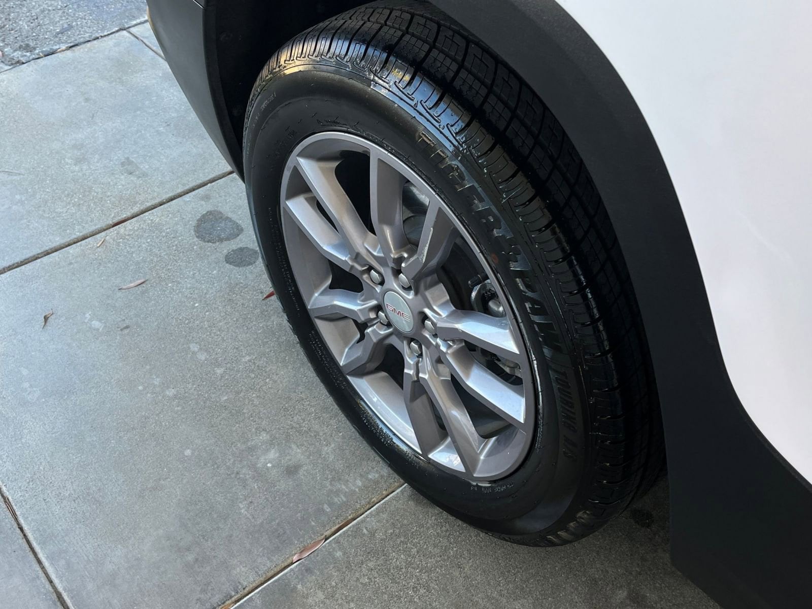 Thumbnail: 2023 GMC Terrain - 25