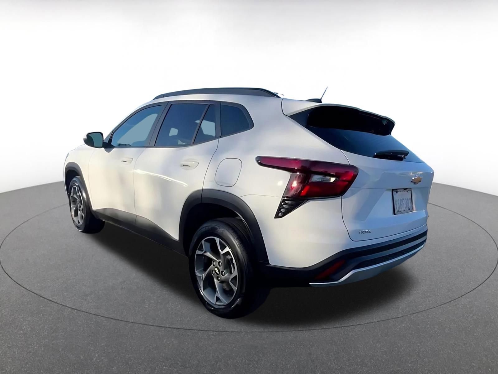 Thumbnail: 2025 Chevrolet Trax - 11