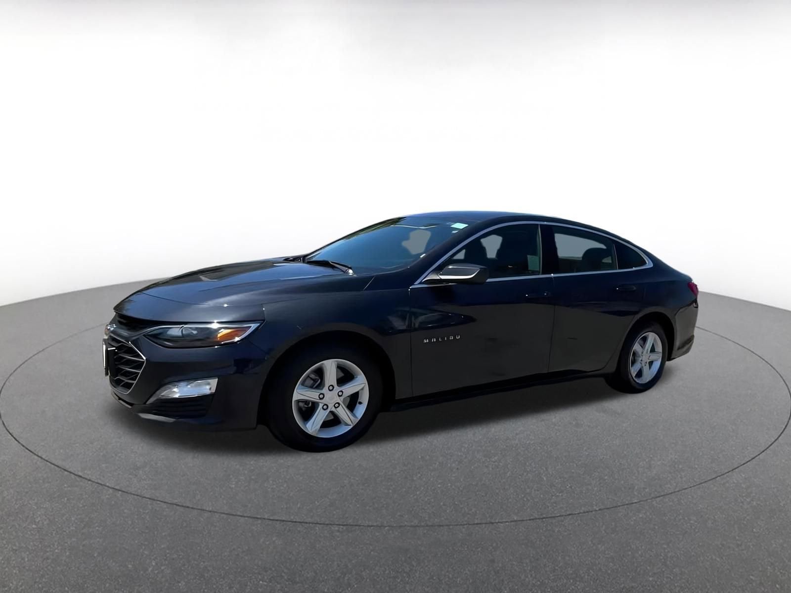 Thumbnail: 2023 Chevrolet Malibu - 6