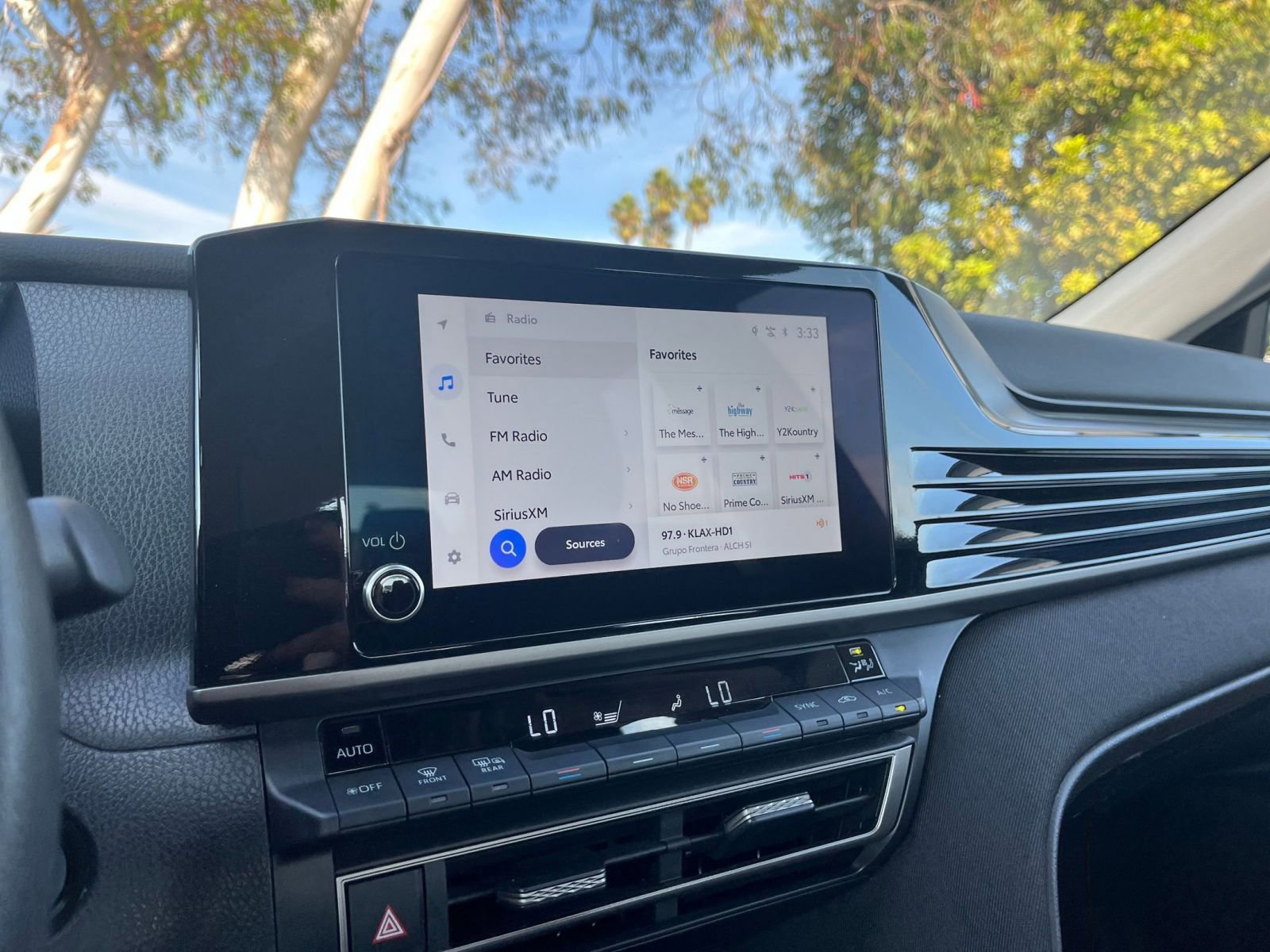 Thumbnail: 2025 Toyota Camry - 21