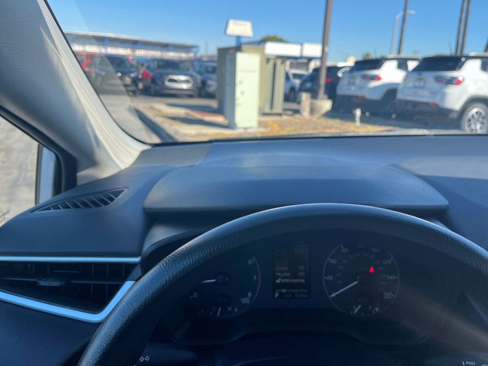 Thumbnail: 2023 Toyota Corolla - 35